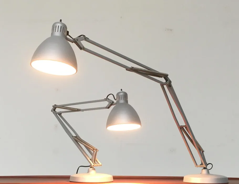 Discount Pamono Mid-Century Italian Naskaloris Task Lamp by Archivio Storico for Fontana Arte