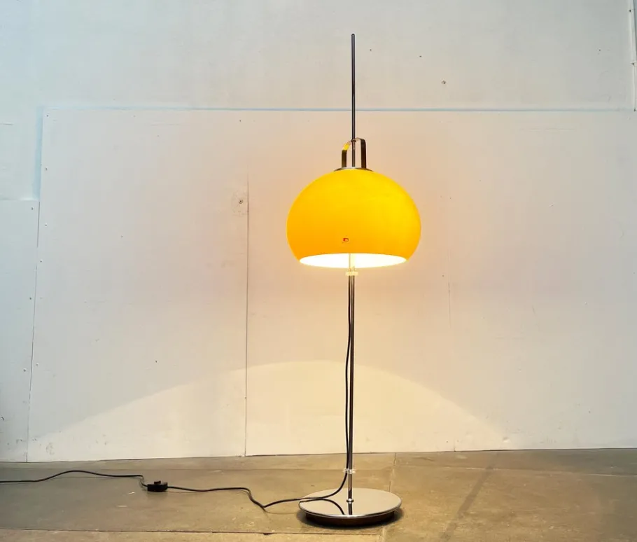 New Pamono Mid-Century Italian Space Age Yellow Lucerna Floor Lamp from Guzzini, 1960s