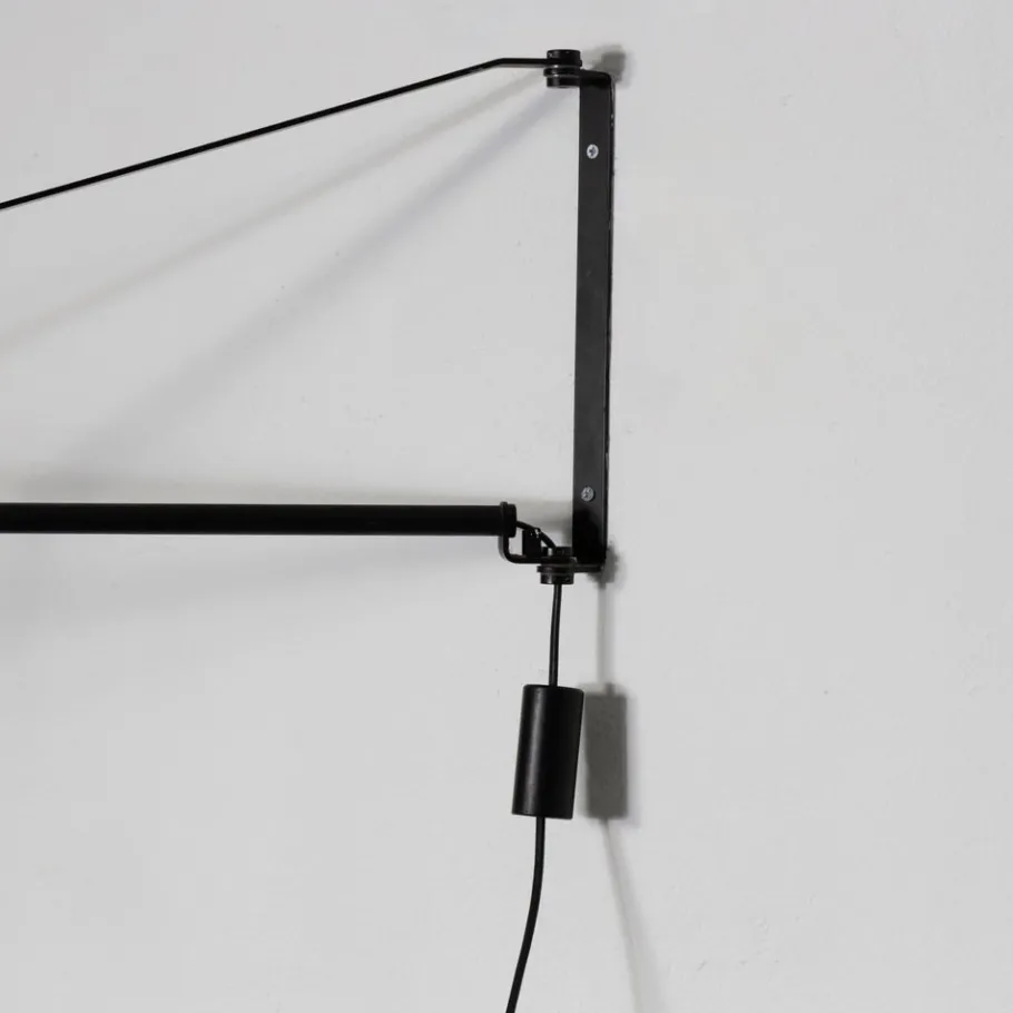 Discount Pamono Mid-Century Italian Wall Lamp Potence Counterweight from Stilnovo, 1970s