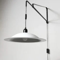 Discount Pamono Mid-Century Italian Wall Lamp Potence Counterweight from Stilnovo, 1970s