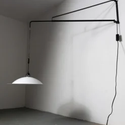 Discount Pamono Mid-Century Italian Wall Lamp Potence Counterweight from Stilnovo, 1970s