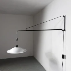 Discount Pamono Mid-Century Italian Wall Lamp Potence Counterweight from Stilnovo, 1970s