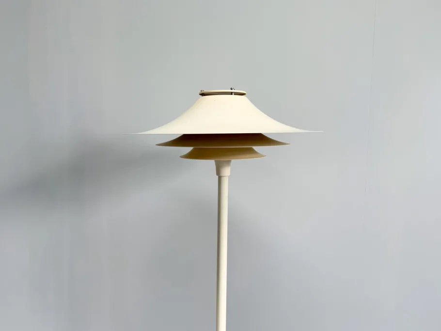 Sale Pamono Mid-Century Modern Adina Floor Lamp with White Metal Shade from Lyfa, Denmark, 1970s