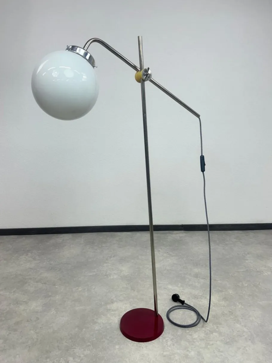 Pamono Mid-Century Modern Chrome Floor Lamps, 1950s, Set of 2