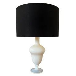 Discount Pamono Mid-Century Modern French White Opaline Glass Table Lamp with Black Shade, 1950