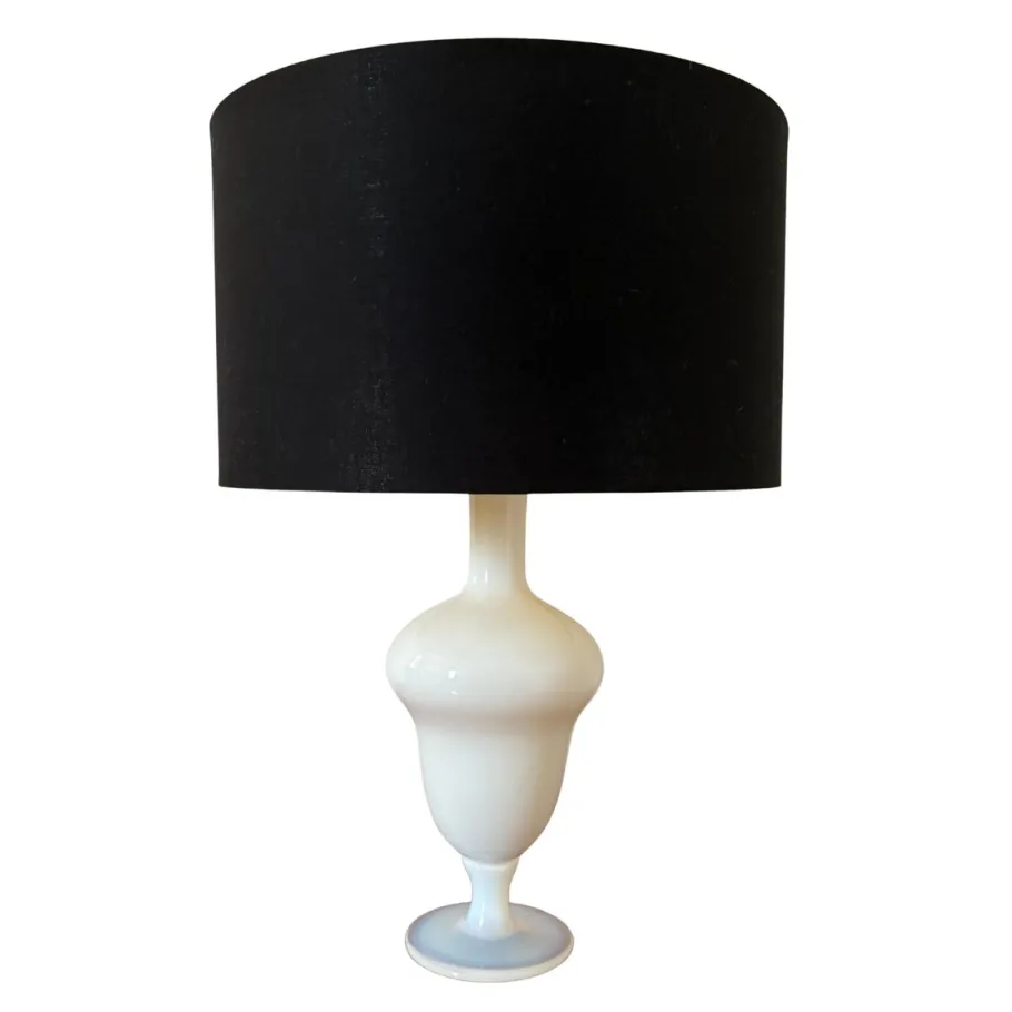 Discount Pamono Mid-Century Modern French White Opaline Glass Table Lamp with Black Shade, 1950