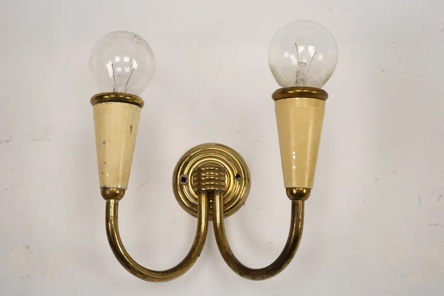 Clearance Pamono Mid-Century Modern Italian Sconces in Lacquer and Brass, 1960s, Set of 4