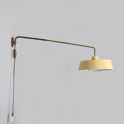 New Pamono Mid-Century Modern Italian Wall Lamp in Brass and Metal by Chiarini, 1950s