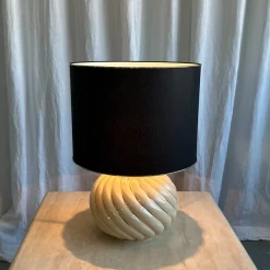 Discount Pamono Mid-Century Modern Italian Glazed Beige Ceramic Swirl Table Lamp by Tomasso Barbi, 1970s
