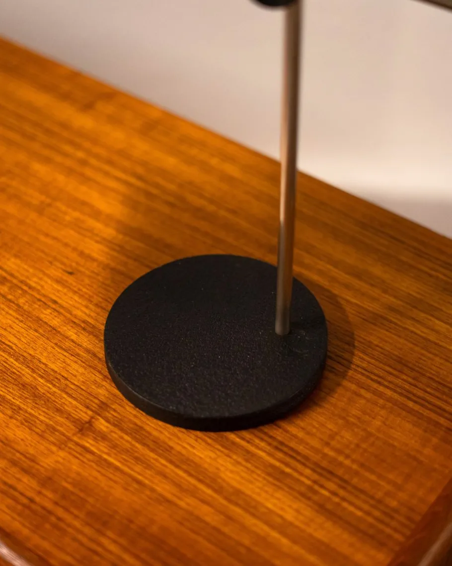 Discount Pamono Mid-Century Modern Italian Table Lamp in Steel and Opal Acrylic, 1960s