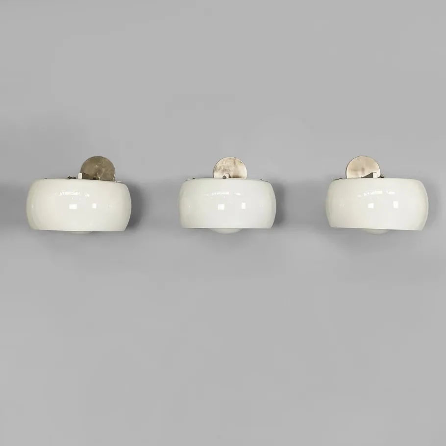 New Pamono Mid-Century Modern Italian Wall Lamps by Magistretti for Artemide, 1970s, Set of 9