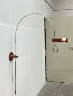 Sale Pamono Mid-Century Modern Italian Space Age Spider Arc Wall Lamp by Joe Colombo for Oluce, 1960s