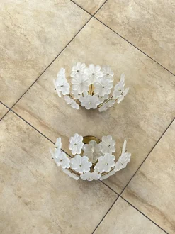 Sale Pamono Mid-Century Modern Murano Glass Flower Wall Lamps, 1960s, Set of 2