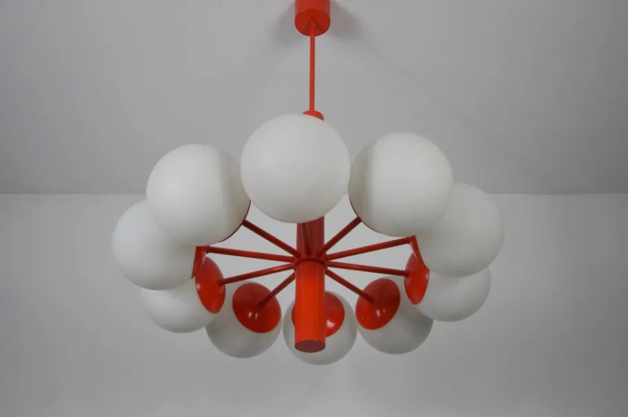 Sale Pamono Mid-Century Modern Red Kaiser 10-Arm Chandelier from Kaiser Idell / Kaiser Leuchten, Germany, 1960s