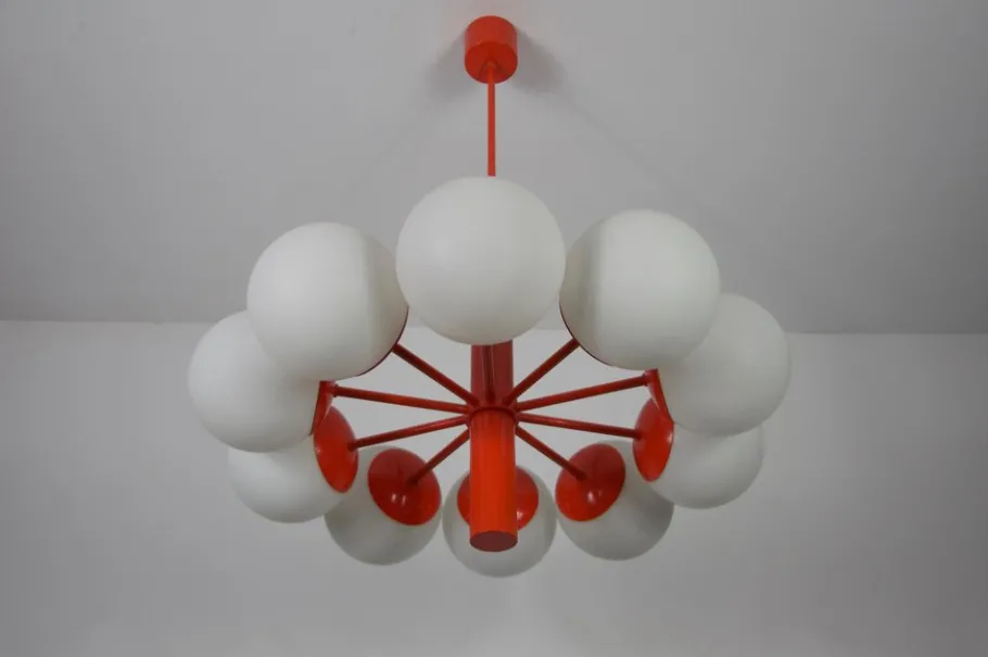 Sale Pamono Mid-Century Modern Red Kaiser 10-Arm Chandelier from Kaiser Idell / Kaiser Leuchten, Germany, 1960s