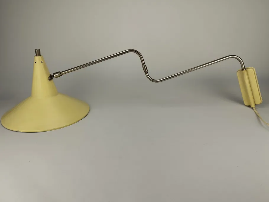 Clearance Pamono Mid-Century Paperclip Wall Lamp by Van Doorn, Culemborg, 1950s