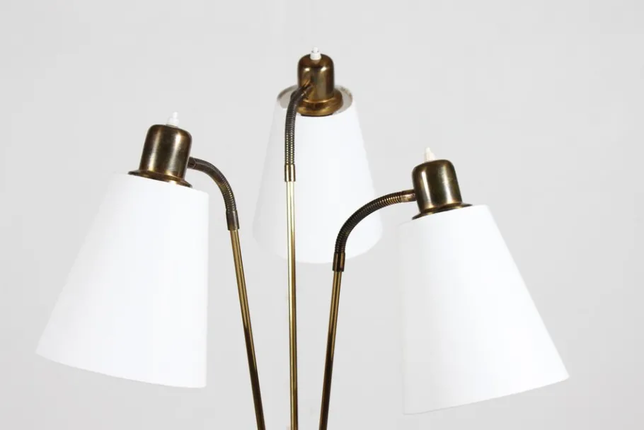 Pamono Mid-Century Scandinavian Floor Lamp in Brass and Teak by Josef Frank, 1960s