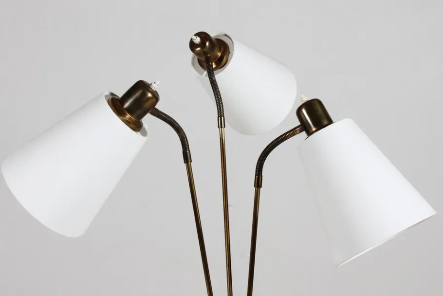 Pamono Mid-Century Scandinavian Floor Lamp in Brass and Teak by Josef Frank, 1960s
