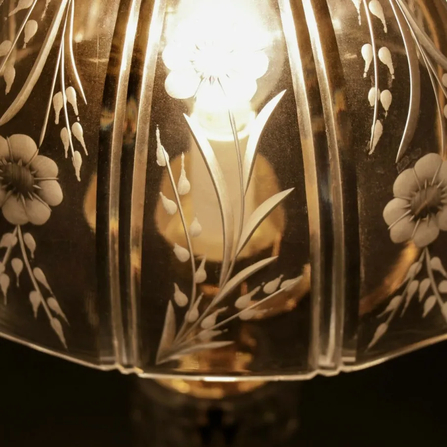 Discount Pamono Mid-Century Table Lamp in Engraved Crystal Glass & Brass, 1960s