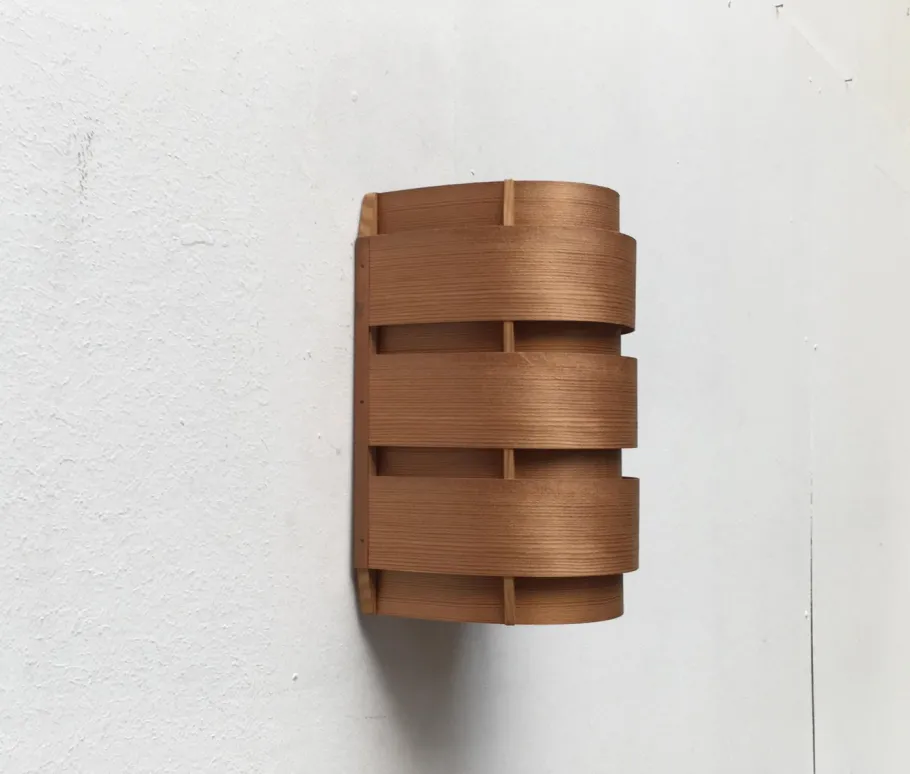 Clearance Pamono Mid-Century Teak V155 Edda Wall Lamp by Hans-Agne Jakobsson for Ellysett AB, 1950s