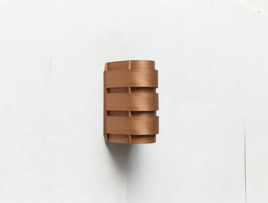 Clearance Pamono Mid-Century Teak V155 Edda Wall Lamp by Hans-Agne Jakobsson for Ellysett AB, 1950s