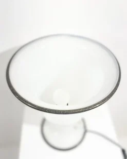 Sale Pamono Mid-Century White Murano Glass Table Lamp attributed to Barovier & Toso, Italy, 1950s