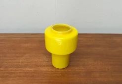 Sale Pamono Mid-Century Yellow Glass Model 120 Table Lamp by Uno & Östen Kristiansson for Luxus, Vittsjö, Sweden, 1950s