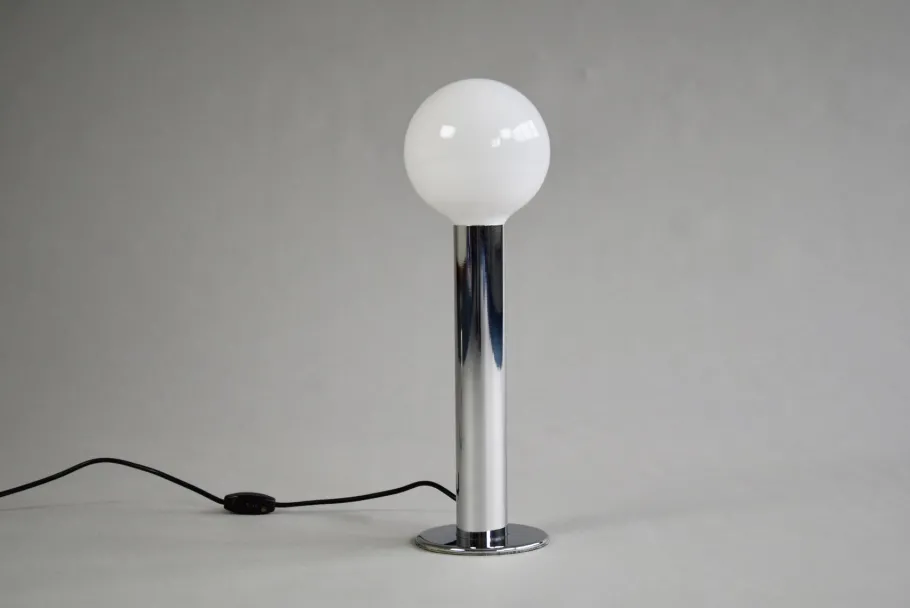 Sale Pamono Minimalist Italian Chrome Cylinder Table Lamp, 1970s