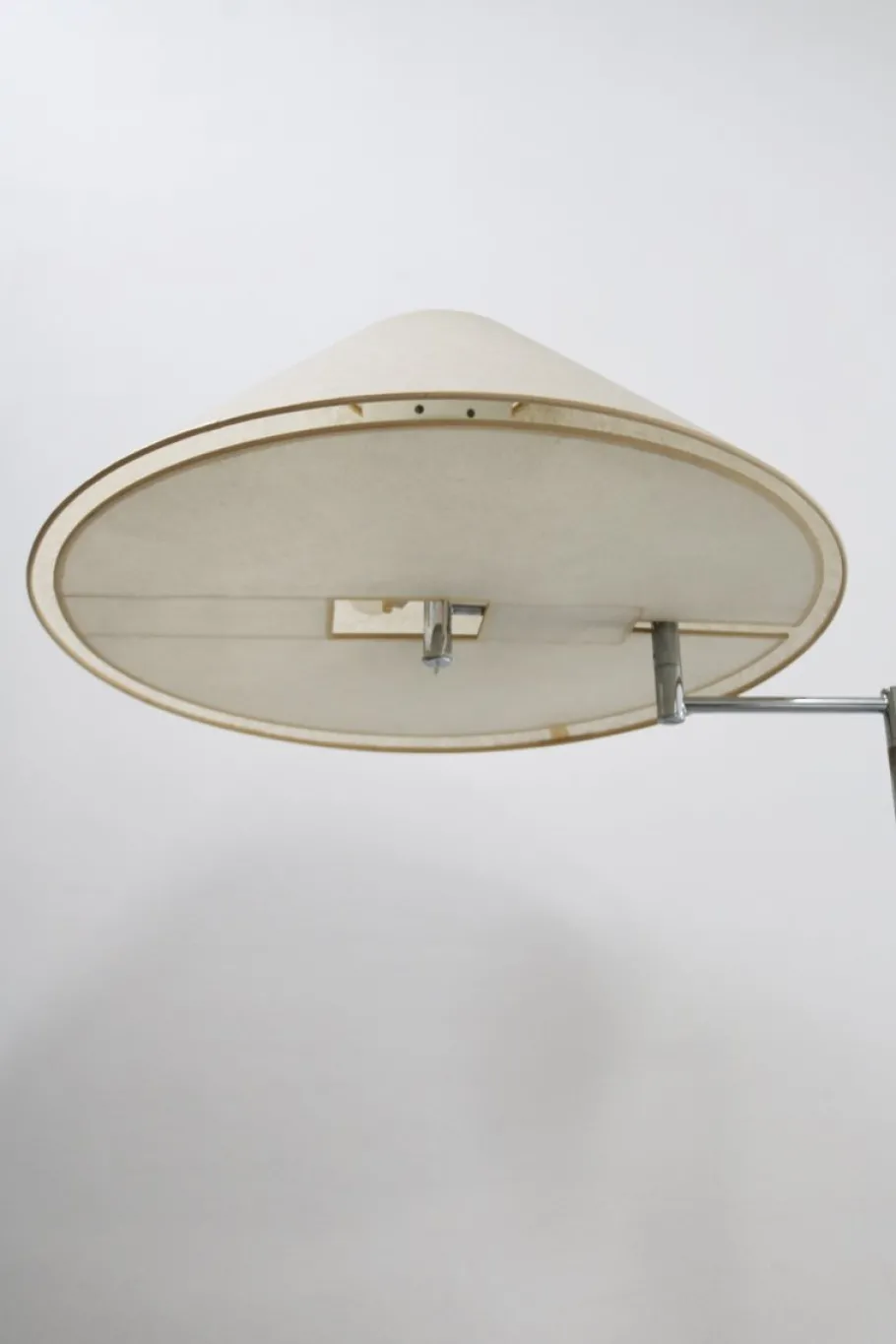 Outlet Pamono Minimalist Swivel Arm Floor Lamp from Staff, 1970s