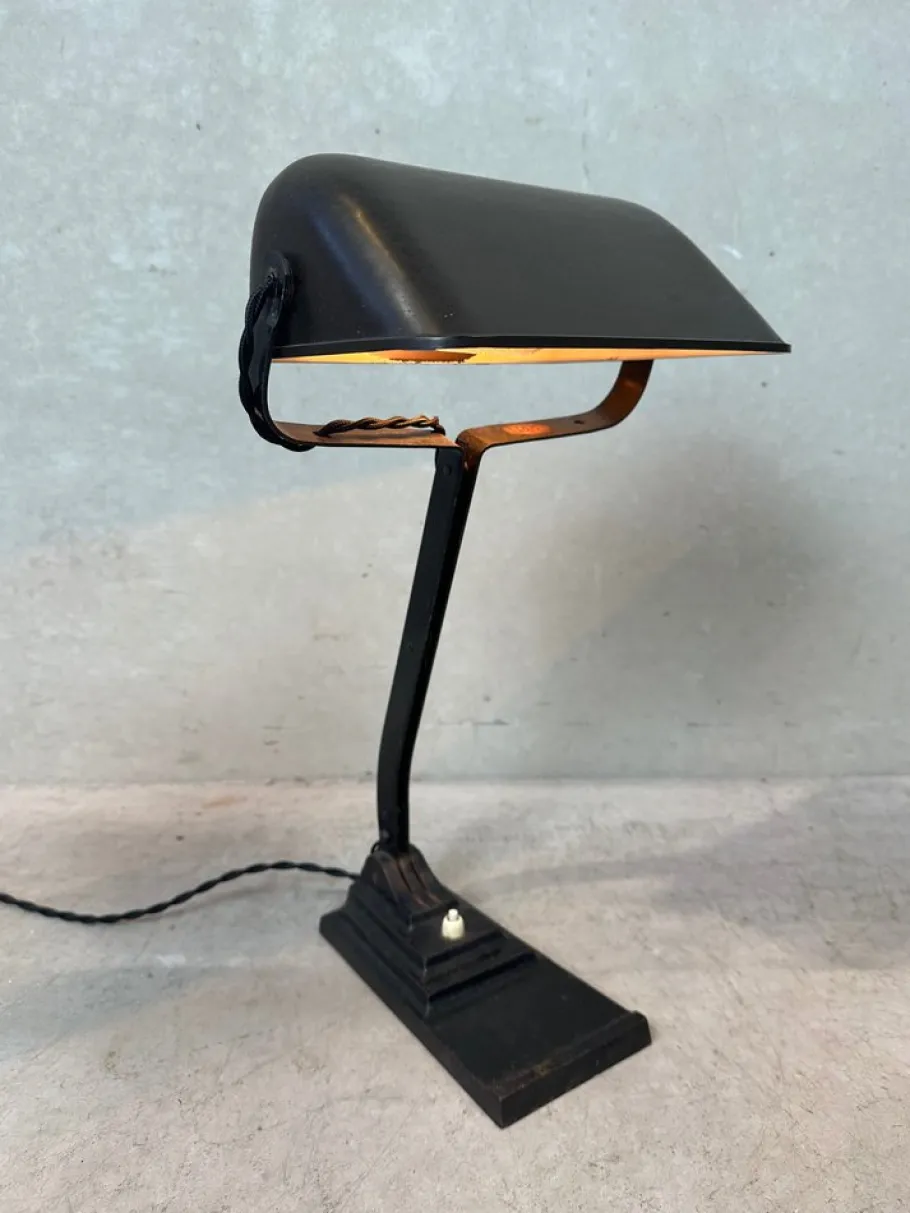 Sale Pamono Model 52 Notary Lamp in Bakelite and Cast Iron from Erpe