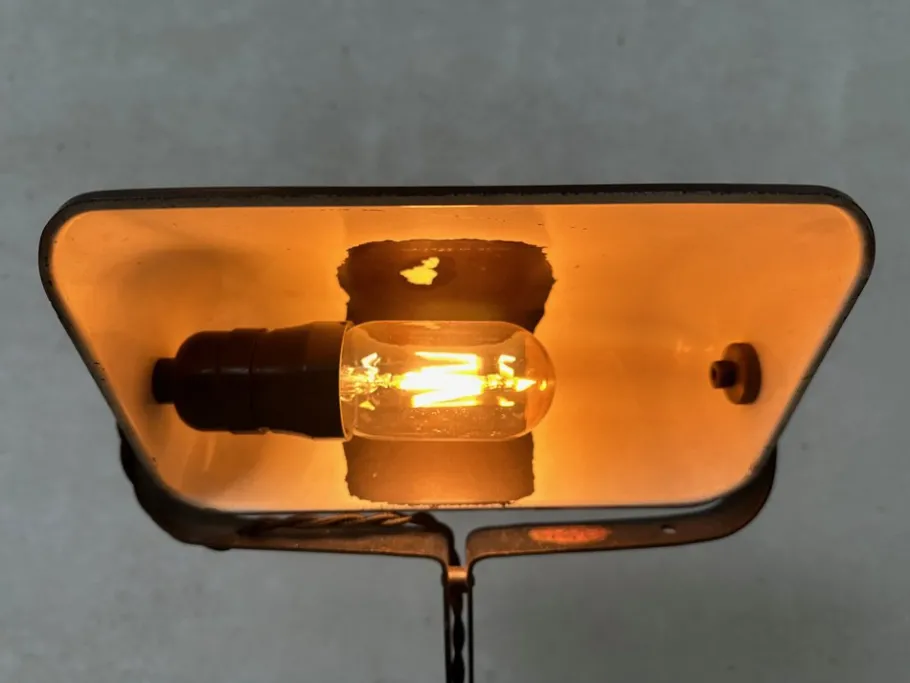 Sale Pamono Model 52 Notary Lamp in Bakelite and Cast Iron from Erpe