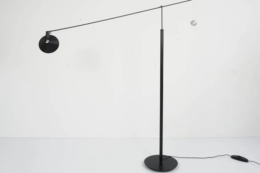 New Pamono Model Nestore Counterweight Floor Lamp by Carlo Forcolini for Artemide, 1980s