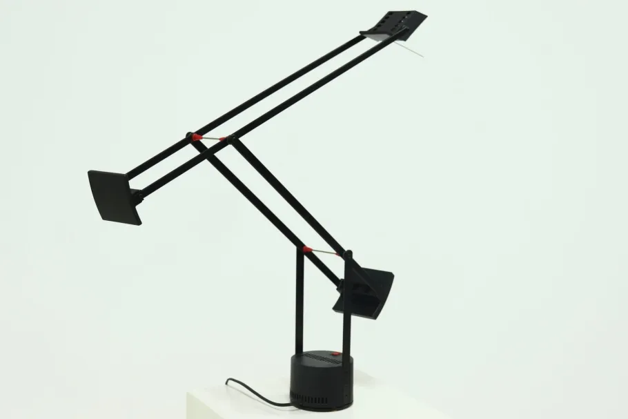 Outlet Pamono Model Tizio Table Lamp by Richard Sapper for Artemide, 1970s