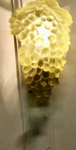 Discount Pamono Murano Style Green Glass Grape Wall Light, 1920s