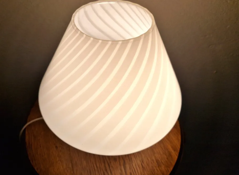 Outlet Pamono Murano White Swirl Mushroom Lamp, 1970s