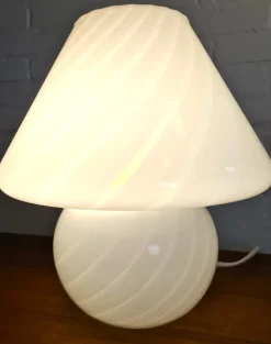 Outlet Pamono Murano White Swirl Mushroom Lamp, 1970s