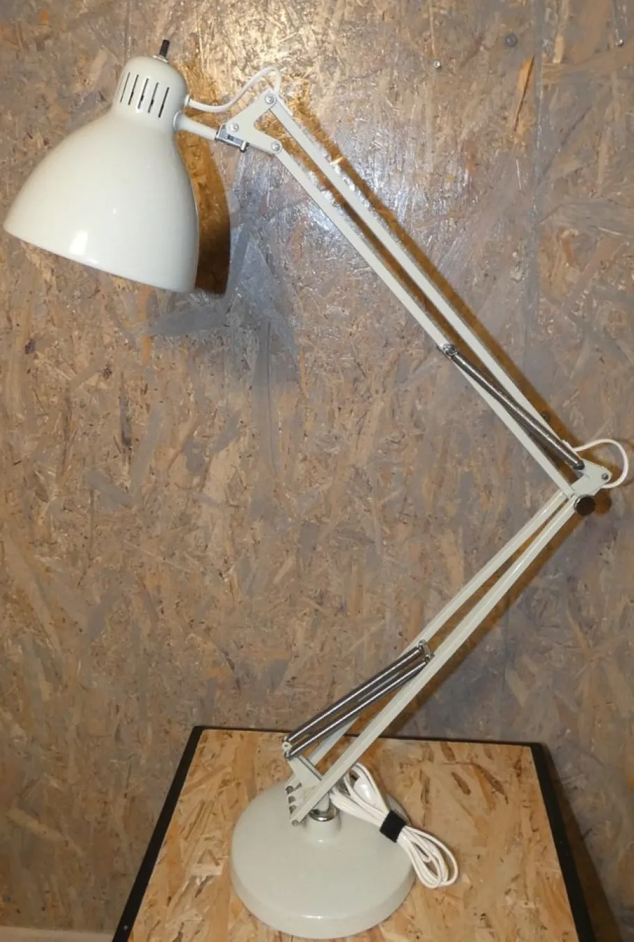 Sale Pamono Naska Loris Table Lamp by J. Jacobsen for Luxo, Norway, 1933