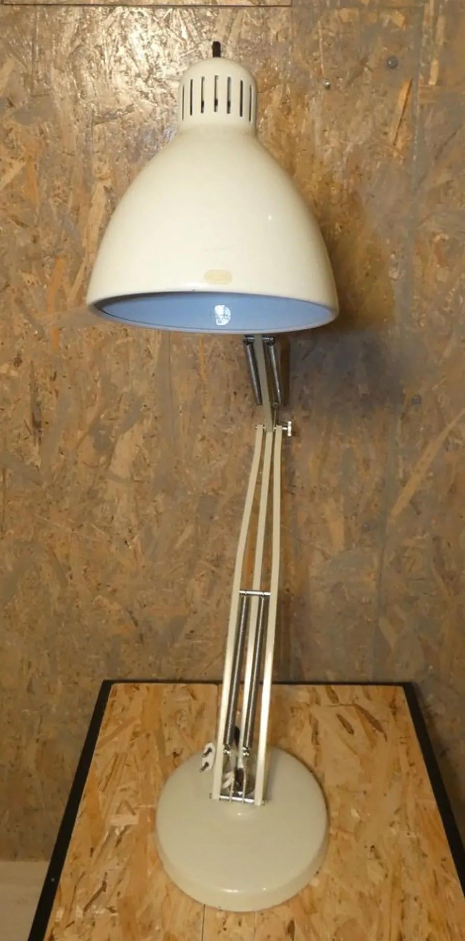 Sale Pamono Naska Loris Table Lamp by J. Jacobsen for Luxo, Norway, 1933