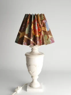 Discount Pamono Neoclassical White Florentine Alabaster Table Lamp with Leaf Relief, Italy