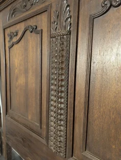 Sale Pamono Norman Bed in Richly Carved Oak