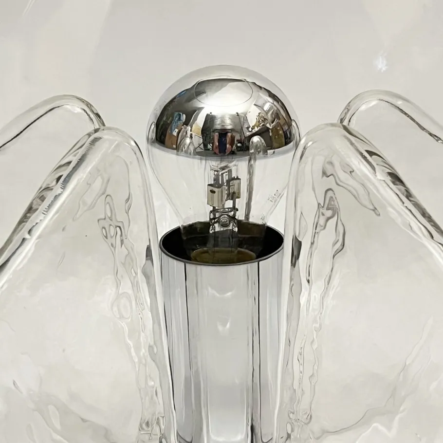 Hot Pamono Nuphar Table Lamp by Toni Zuccheri for VeArt