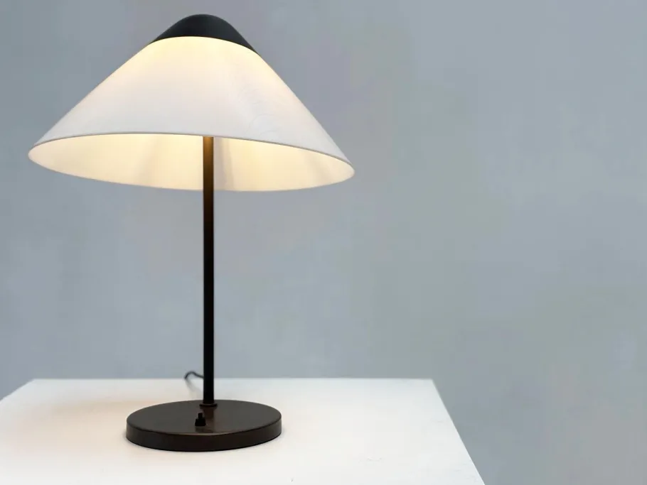 Best Pamono Opala Table Lamp by Hans Wegner for Louis Poulsen
