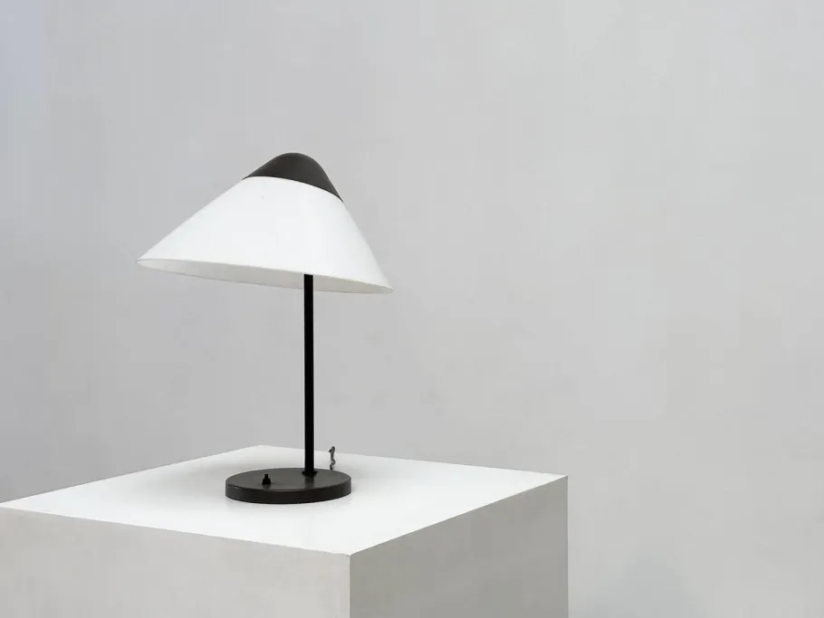 Best Pamono Opala Table Lamp by Hans Wegner for Louis Poulsen