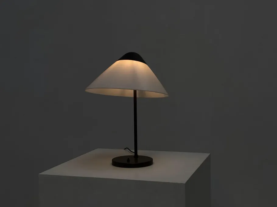 Best Pamono Opala Table Lamp by Hans Wegner for Louis Poulsen