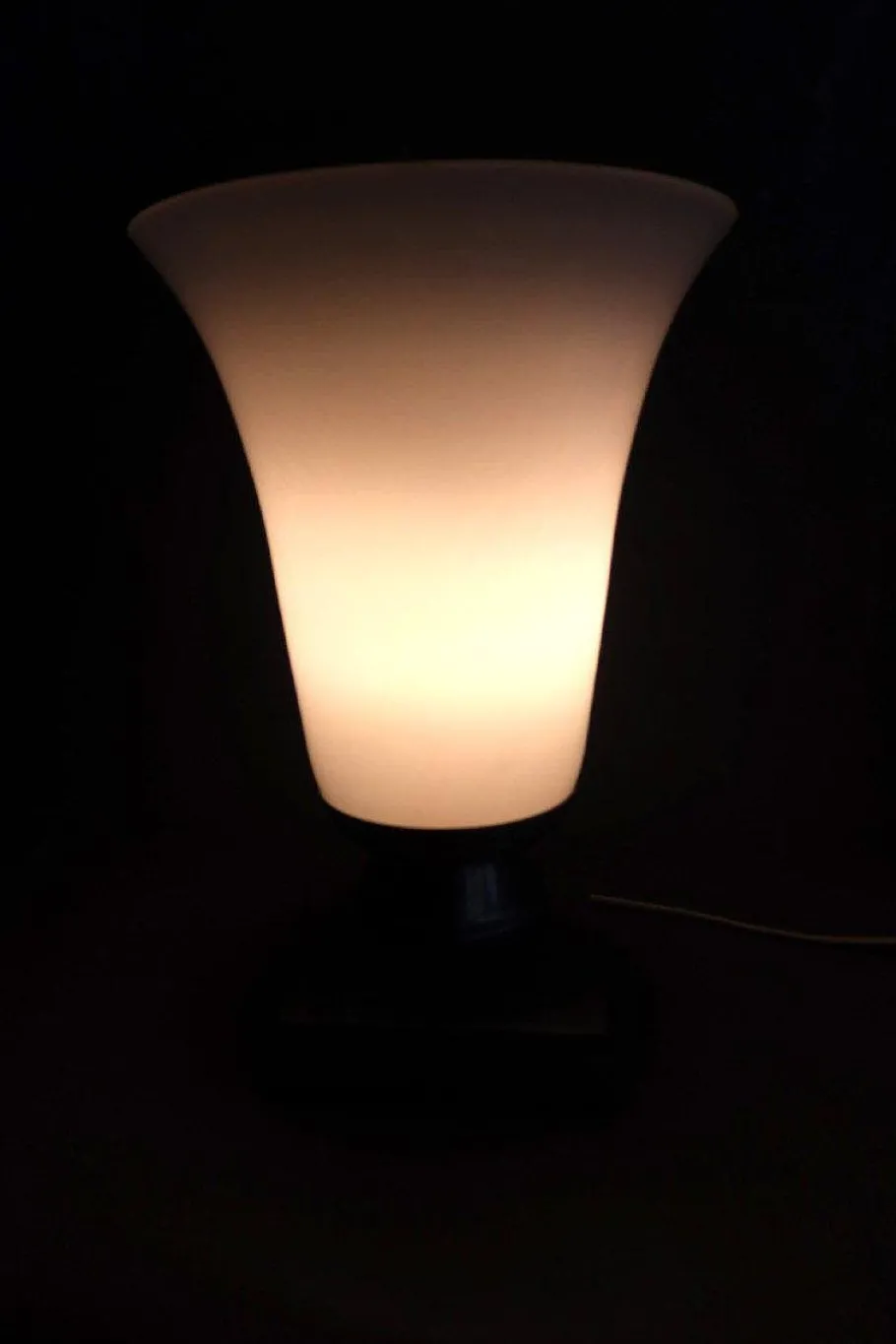 Hot Pamono Opaline Glass Tulip Lamp, 20th Century