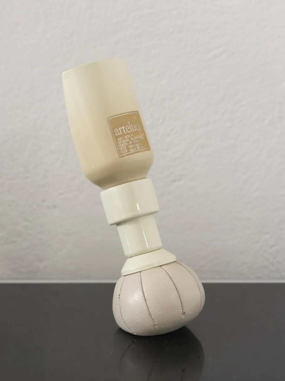 Sale Pamono P600 Table Lamp by Gino Sarfatti for Arteluce, 1960s