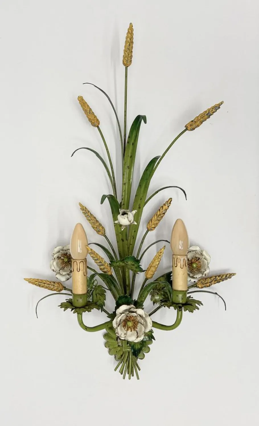 Hot Pamono Painted Tole Flower and Wheat Wall Lamp, 1960s