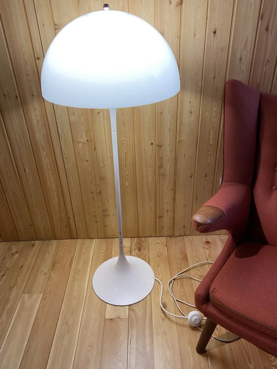 Hot Pamono Panthella Floor Lamp by Verner Panton for Louis Poulsen