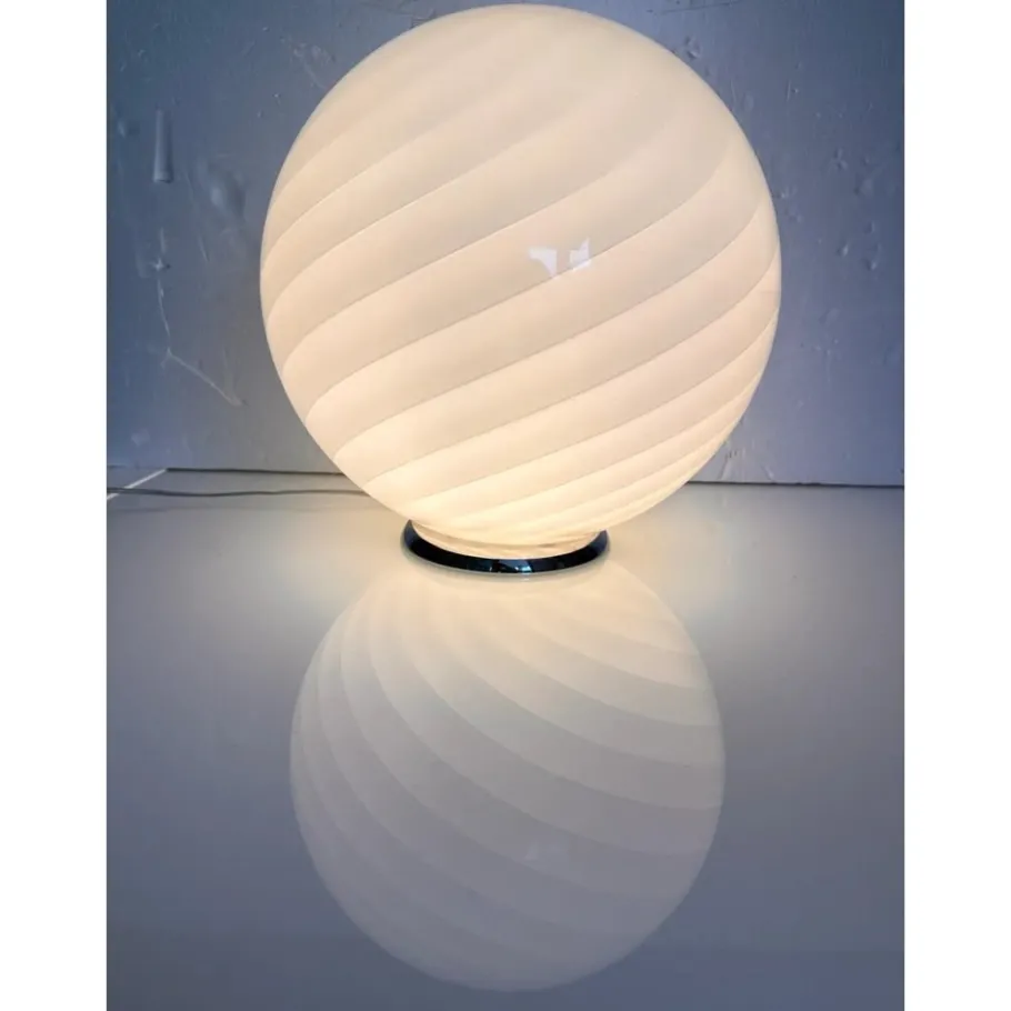 Hot Pamono Pink Swirl and Milky-White Sphere Murano Glass Table Lamp by Simoeng