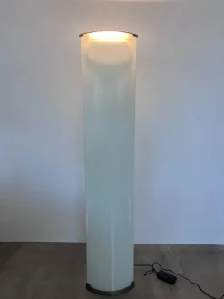 Discount Pamono Pirellone Floor Lamp by Gio Ponti for Fontana Arte, 1970s